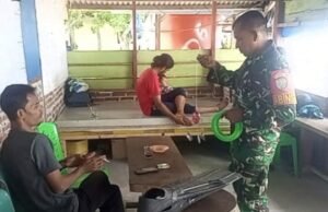 Babinsa Paya Beri Motivasi Nelayan, Ingatkan Utamakan Keselamatan Melaut
