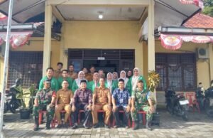 Babinsa Krueng Raya Dampingi Pelepasan Mahasiswa KPM STIS Al-Aziziyah, Wujud Sinergi TNI dan Dunia Pendidikan
