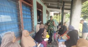 Babinsa Kuta Ateuh Ajak Warga Tingkatkan Kewaspadaan Hadapi Perubahan Cuaca