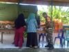 Babinsa Paya Kawal Penyaluran Subsidi Listrik dan LPG 3 Kg, 196 KK Terima Bantuan