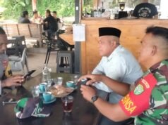 Lewat Komsos, Babinsa Krueng Raya dan Bhabinkamtibmas Satukan Langkah Menjaga Gampong Tetap Aman
