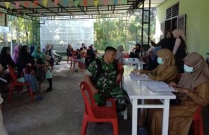 Babinsa Balohan Kawal Posyandu Merpati, Wujud Nyata Kepedulian TNI terhadap Kesehatan Ibu, Balita, dan Lansia