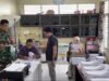 Perkuat Data Kewilayahan, Babinsa Ie Meulee Bersama Aparatur Gampong Laksanakan Puldata Demografi