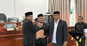 Rapat Paripurna DPRK Bireuen Tentang Raqan LPJ APBK Tahun 2025