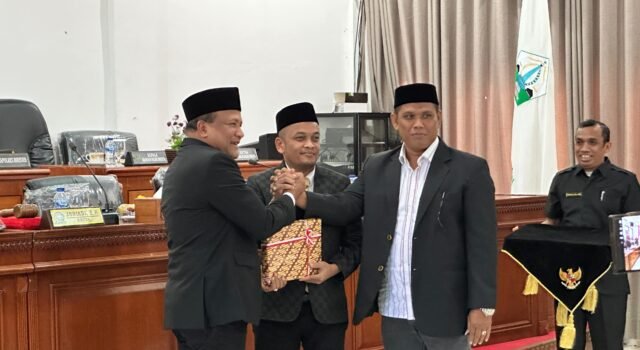 Rapat Paripurna DPRK Bireuen Tentang Raqan LPJ APBK Tahun 2025