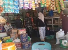 Babinsa Koramil 01/Sukajaya Cek Stok Sembako di Gampong Jaboi, Pastikan Kebutuhan Warga Tetap Terpenuhi