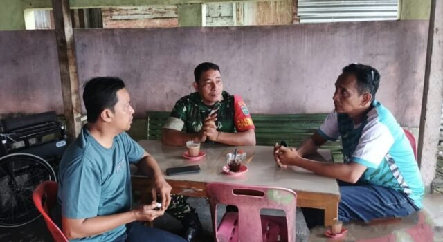 Babinsa Kodim 0112/Sabang Perkuat Silaturahmi Lewat Komsos, Ajak Warga Kuta Barat Jaga Kekompakan