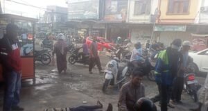 Jalan Berlobang ‘Makan’ Korban Jiwa Di Pasar Ulee Kareng, Pemerintah Jangan Tutup Mata
