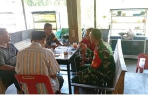 Jalin Sinergitas, Babinsa Aneuk Laot Duduk Bersama Tokoh Masyarakat Pantau Kondisi Wilayah