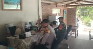 Jaga Kenyamanan Pengunjung, Babinsa dan Bhabinkamtibmas Sambangi Pengelola Wisata Krueng Raya