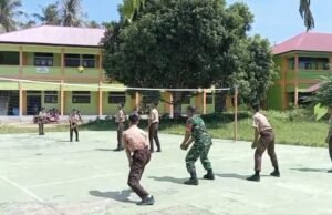 Babinsa Cot Abeuk Ajak Siswa SMPN 09 Berolahraga Bersama, Tanamkan Hidup Sehat dan Disiplin