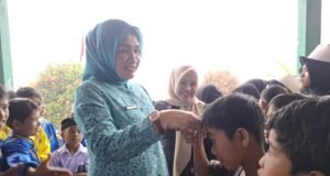 Berkunjung ke SD Negeri 7 Simeulue Barat, Kak Na Ajak Siswa Gemar Makan Ikan