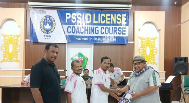 Kursus Pelatih Lisen D PSSI Aceh di Sigli, ‘Coach Educator PSSI Pusat Zainal Zapelo Gembleng 24 Calon Pelatih Muda Aceh’