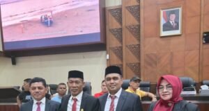 “Diinisiator Oleh Anggota DPRA Hasballah Cut Apa”, 11 Masjid di Aceh Besar Terima Bantuan Ambal