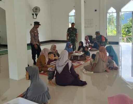 Dukung Generasi Sehat, Babinsa Paya Seunara Pantau Langsung Kegiatan Posyandu Desa Binaan