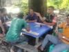 Babinsa Krueng Raya Jalin Silaturahmi Lewat Komsos, Pererat Kerukunan dan Jaga Keamanan Lingkungan