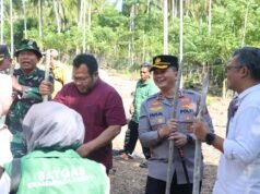 Kapolres Sabang Bersama Wali Kota Tanam Padi Gogo, Dukung Program Ketahanan Pangan Presiden RI