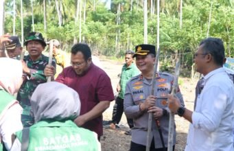 Kapolres Sabang Bersama Wali Kota Tanam Padi Gogo, Dukung Program Ketahanan Pangan Presiden RI