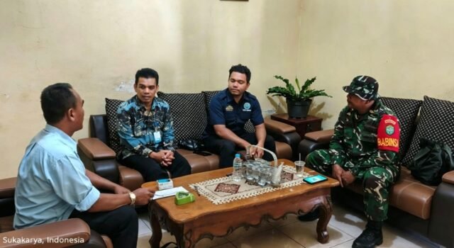 Babinsa Bersama Keuchik Batee Shoek Terima Penyuluhan BNN, Siap Wujudkan Gampong Bebas Narkoba