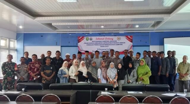 Babinsa Cot Bau Hadiri Musyawarah Gampong, Jaring Aspirasi untuk Pembangunan Tahun 2027