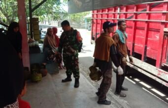 Pantau Penyaluran Gas Elpiji 3 Kg Bersubsidi, Babinsa Balohan Pastikan Tepat Sasaran & Sesuai HET