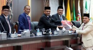 DPRA Gelar Paripurna Penyampaian Pendapat Banggar atas Raqan Pertanggungjawaban APBA 2025
