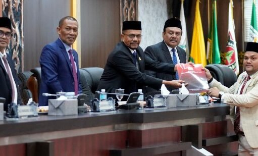 DPRA Gelar Paripurna Penyampaian Pendapat Banggar atas Raqan Pertanggungjawaban APBA 2025