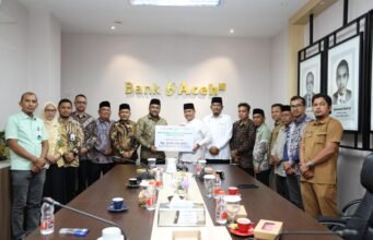 Bank Aceh Salurkan Zakat Perusahaan Rp11,94 Miliar