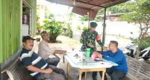 Pererat Sinergi Keamanan, Babinsa Kuta Ateuh Gelar Komsos Bersama Tokoh Masyarakat