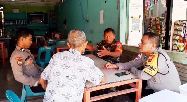 Pererat Sinergi Keamanan, Babinsa Keuneukai Gelar Komsos Bersama Warga