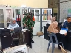 Babinsa Batee Shoek Lakukan Pemutakhiran Data, Pastikan Informasi Akurat dan Koordinasi Lancar