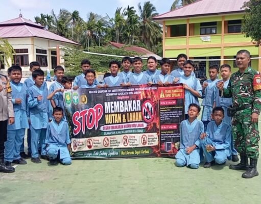 Babinsa Cot Abeuk dan Bhabinkamtibmas Berikan Edukasi Cegah Karhutla Kepada Pelajar