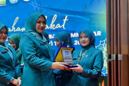 Nuri Farisal Hadiri HKG PKK ke-54 dan Pembukaan Rakerda Dekranasda Aceh