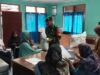 Kesejahteraan Warga Terjaga: Babinsa Kuta Ateuh Bantu Penyaluran Beras Bantuan Pangan