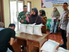 Sinergi TNI–Polri–Gampong: Pantau Distribusi Bantuan Pangan di Kuta Barat Agar Berjalan Lancar dan Tertib