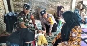 Babinsa Krueng Raya Dampingi Posyandu, Pastikan Tumbuh Kembang Balita Terpantau Baik