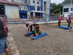 Gotong Royong Bersama Warga, Babinsa Kuta Barat Pererat Kemanunggalan TNI–Rakyat