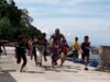 Jalin Kebersamaan, Babinsa Keuneukai Isi Waktu Libur Bersama Anak-Anak