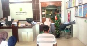 Pastikan Administrasi Tertib, Babinsa 08 Paya Dampingi Warga Lengkapi Dokumen