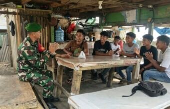 Jalan Mengabdi Terbuka Lebar Babinsa Kuta Ateuh Sosialisasi Penerimaan TNI AD Langsung ke Warga