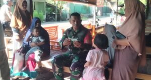 Komsos & Pendataan Perlinsos — Babinsa Krueng Raya Pastikan Bantuan Terdata Dengan Akurat