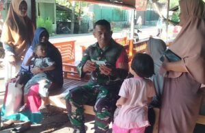 Komsos & Pendataan Perlinsos — Babinsa Krueng Raya Pastikan Bantuan Terdata Dengan Akurat
