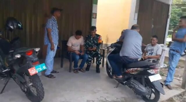 Babinsa Cot Abeuk Laksanakan Pendataan Perlinsos: Pastikan Setiap Bantuan Sampai ke yang Benar-Benar Berhak