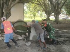 Babinsa Kuta Ateuh Turun Langsung Bantu Warga Bangun Saluran Air
