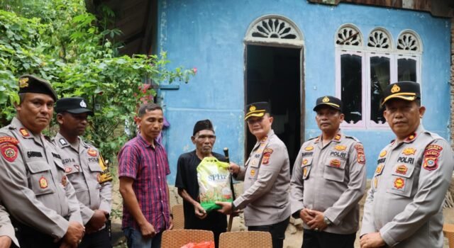 Polres Sabang Berbagi, Kapolres Salurkan Bansos kepada Masyarakat Kurang Mampu di Gp. Jaboi