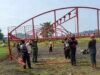 Sambut Maulid Nabi 1448 H, Babinsa Kuta Timu Bersama Warga Gotong Royong Siapkan Acara Tausiah dan Doa Bersama
