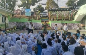 Tanamkan Semangat Berprestasi Sejak Dini, Babinsa Kuta Ateuh Berikan Wawasan Kebangsaan kepada Siswa SDN 6 Sabang