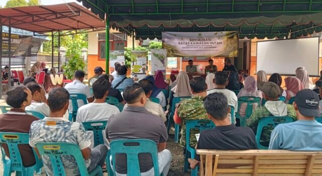 Babinsa Balohan Hadiri Sosialisasi Batas Kawasan Hutan, Beri Pemahaman kepada Masyarakat