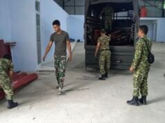 Babinsa Kodim 0112/Sabang Bantu Penurunan Folding Gate, Dukung Kesiapan Sarana KDKMP