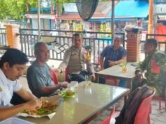 Jaga Kedekatan dengan Warga, Babinsa Kuta Timu Perkuat Komunikasi dan Kebersamaan